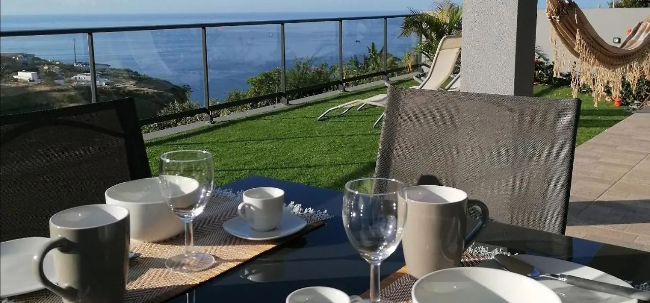הוילה Stunning 1-Bed House In Estreito Da Calheta